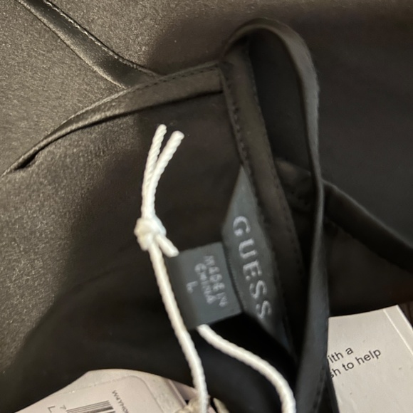 Guess Mauve Satin Cropped top - Picture 3 of 3